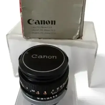 Canon FD 28mm f/2.8 Wide-Angle Prime Lens with Original Box 