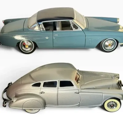 Danbury Mint 1933 Pierce Silver Arrow & Maisto 1953 Studebaker Starliner Metal Model Cars