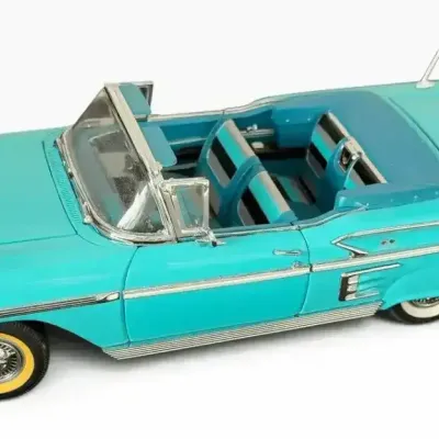 Franklin Mint 1958 Chevrolet Impala Convertible Turquoise Metal Model Car w/ Box