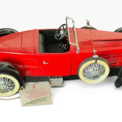 Franklin Mint 1928 Stutz Black Hawk Boat-Tail Speedster 1:24 Precision Die-Cast Model