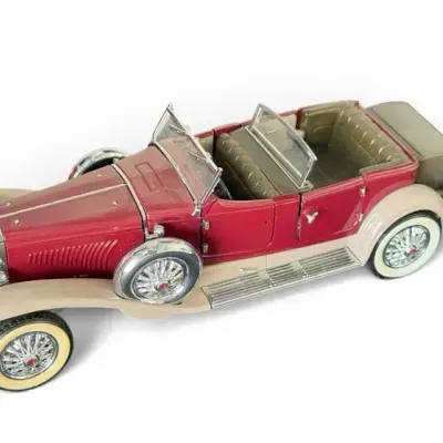 The Franklin Mint 1934 Packard Convertible Precision Die-Cast Model Car 1:24 