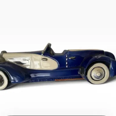 Vintage 1971 Ezra Brooks Heritage China Automobile Whiskey Decanter  RH-18