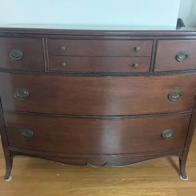 Sale Photo Thumbnail #38: Mahogany Dresser