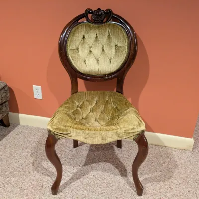 Sale Photo Thumbnail #72: Chair