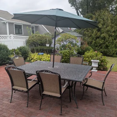 Sale Photo Thumbnail #32: Iron Patio Set