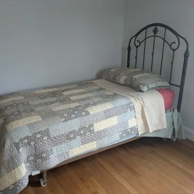 Sale Photo Thumbnail #56: Twin Bedframes, Side View