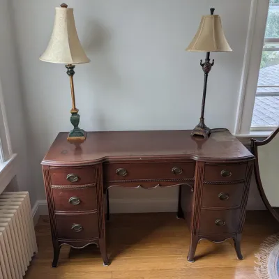 Sale Photo Thumbnail #42: Mahogany Desk