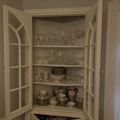 Dishware