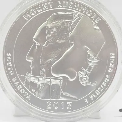 Sale Photo Thumbnail #68: 2078 2013 mount rushmore national park 5oz silver quarter