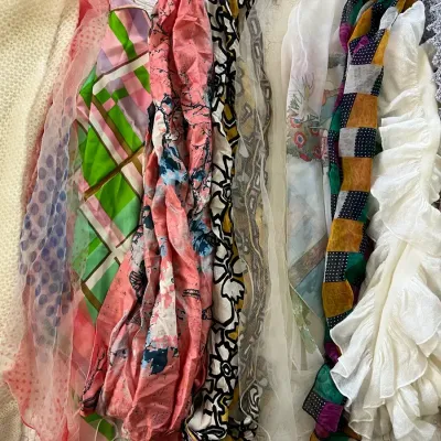 Vintage Femme Scarves