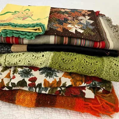Vintage Throw Blankets - 70's Palette