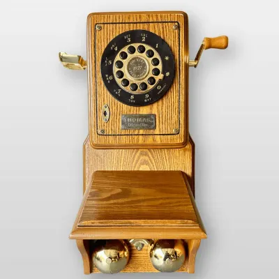 Thomas Collector's Edition 1927 Country Wooden Wall Phone Rotary Style