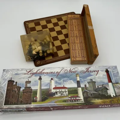 Lowe Cribbage Board Chess Game Set & Lighthouses of New Jersey 500 Piece Puzzle