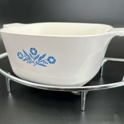 CorningWare Blue Cornflower 1 3/4 Qt Casserole Dish P-139-B with Metal Cradle