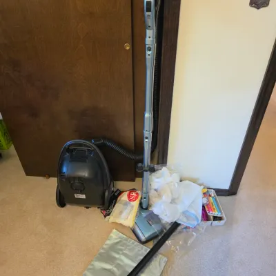 Sale Photo Thumbnail #36