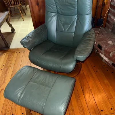 Ekornes leather lounger with ottoman