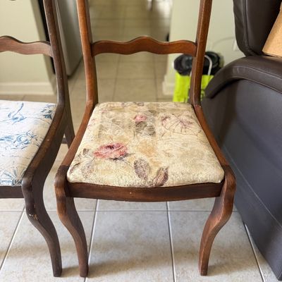 Sale Photo Thumbnail #134: Both chairs for 60 willing to sell separately
