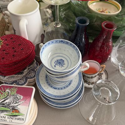 Sale Photo Thumbnail #129: Tieshan Rice Pattern Blue and White china
