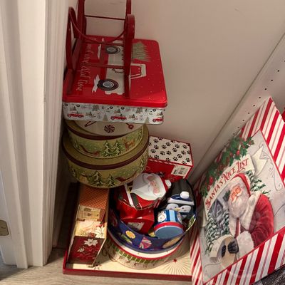 Sale Photo Thumbnail #85: Christmas Tins and Storage