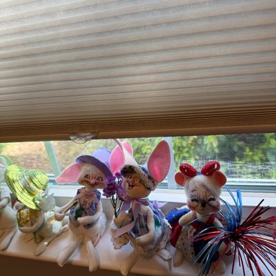 Sale Photo Thumbnail #37: Annalee Dolls
