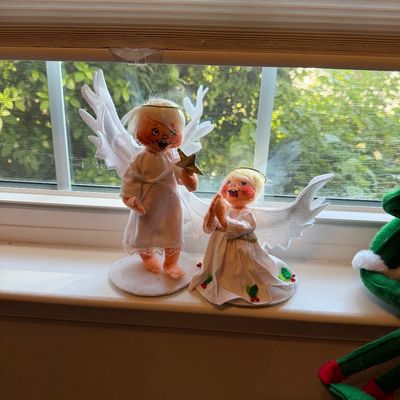 Sale Photo Thumbnail #39: Annalee Dolls