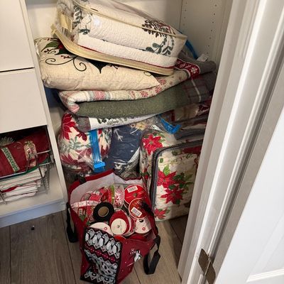 Sale Photo Thumbnail #41: Christmas Galore