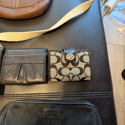 Sale Photo Thumbnail #7: Coach