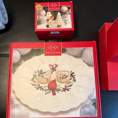 Sale Photo Thumbnail #70: Lenox Serving Platter with Salt and Pepper Shakers