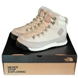 Sale Photo Thumbnail #132: Women's Boots - the North Face Back-to-Berkeley IV High Pile 7.5