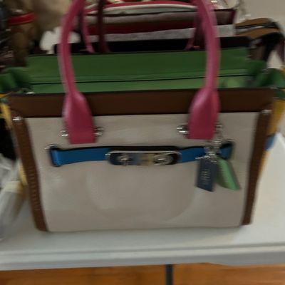 Sale Photo Thumbnail #5
