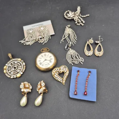 Sale Photo Thumbnail #127