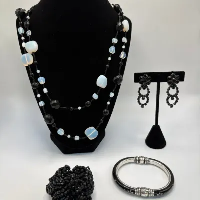 Sale Photo Thumbnail #60