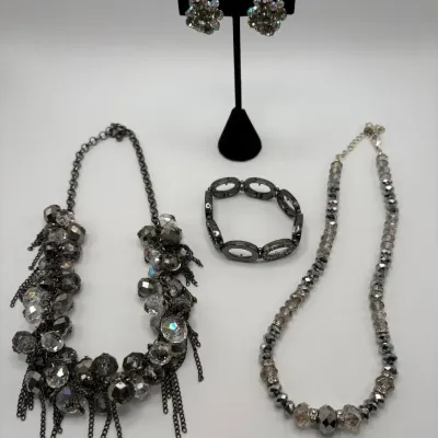 Sale Photo Thumbnail #91