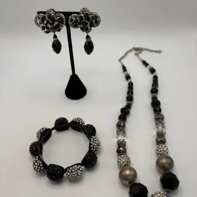 Sale Photo Thumbnail #76