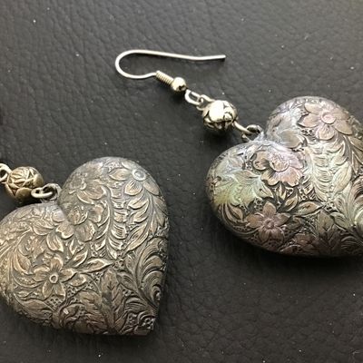 Vintage Puffy Heart Floral Blue Purple Hew Earrings
