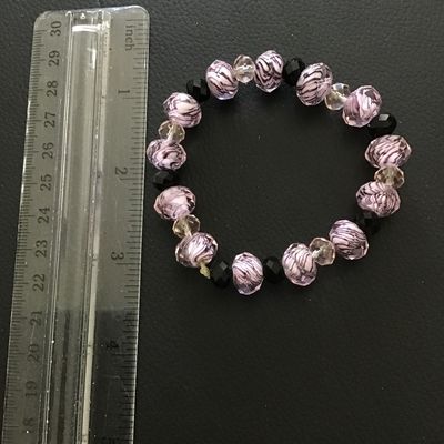 Nice faceted beaded stretch bracelet