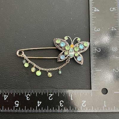 Beautiful Vintage Butterfly Brooch