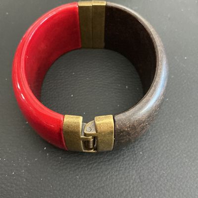 Sale Photo Thumbnail #159: Very nice Vintage lucite type and wood type hinged fashion bracelet 
Please see attached pictures