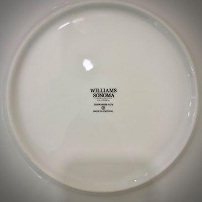 Sale Photo Thumbnail #20: Williams Sonoma "Honeycomb" china - 8 place settings, plus bowls, serving bowl, napkin rings, and napkins