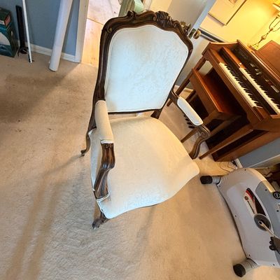 Sale Photo Thumbnail #115
