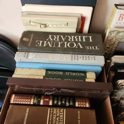 Sale Photo Thumbnail #141