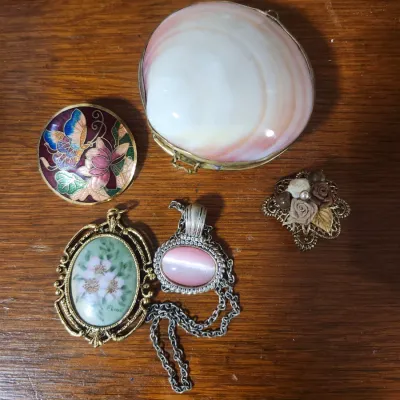 Sale Photo Thumbnail #11
