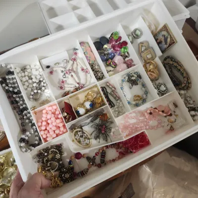 Sale Photo Thumbnail #118