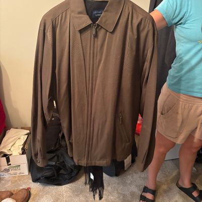 Sale Photo Thumbnail #152