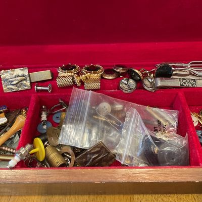 Apex Trinket box with men’s jewelry and more