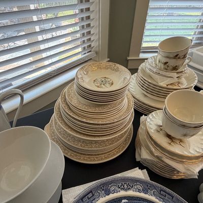 Sale Photo Thumbnail #133