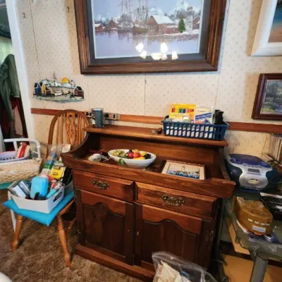 Estate sale photo