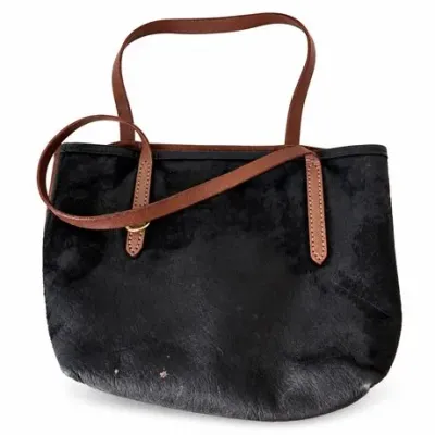 Lot 105   0 Bid(s)
Fount Black Leather Handbag with Brown Leather Double Handles