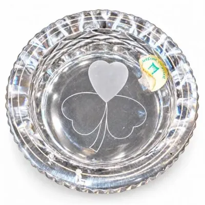 Lot 050   
Belfast Crystal Etched Heart Trinket Dish
