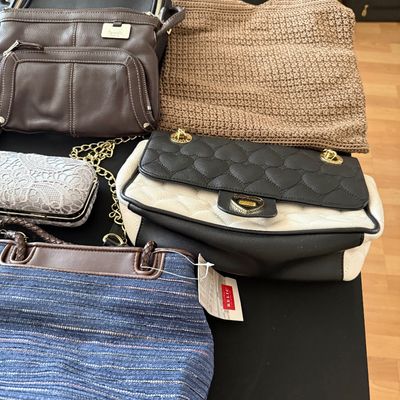 Sale Photo Thumbnail #161